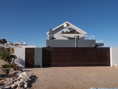 On Deck House in Western Cape