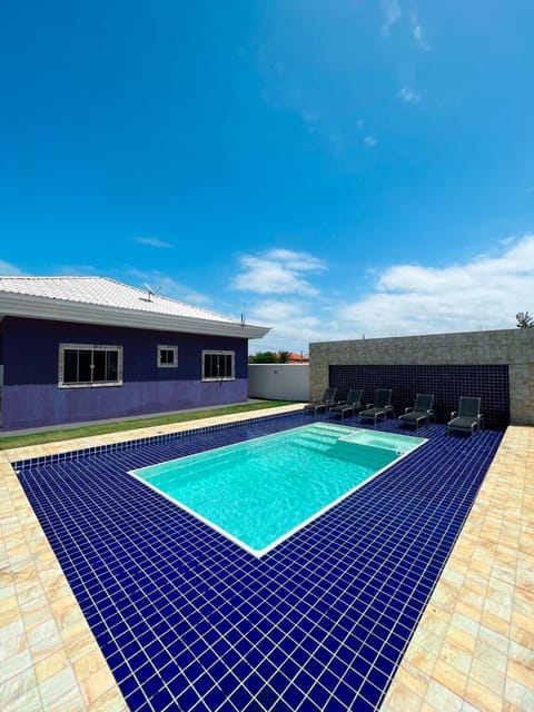 casa de praia com piscina e hidromassagem House in Araruama
