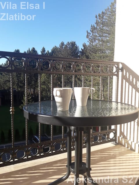 Summer, View (from property/room), Balcony/Terrace