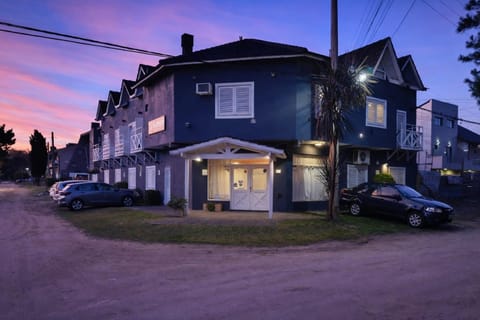 Property building, Facade/entrance, Street view
