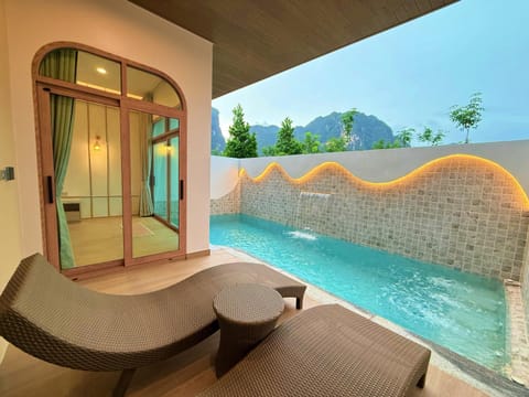 Mountain view, Swimming pool