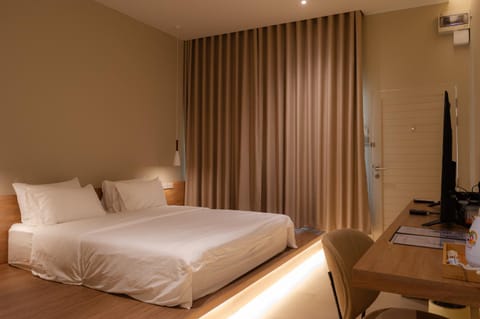 Bed, Photo of the whole room
