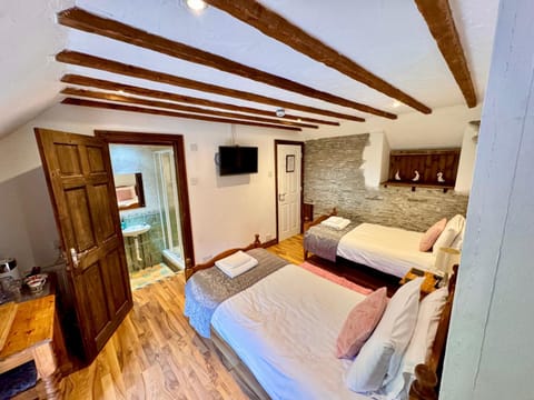 Bathroom, Decorative detail, Bedroom