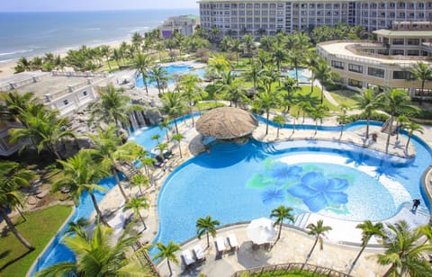 Garden, Beach, On site, Pool view, Sea view, Swimming pool, Swimming pool