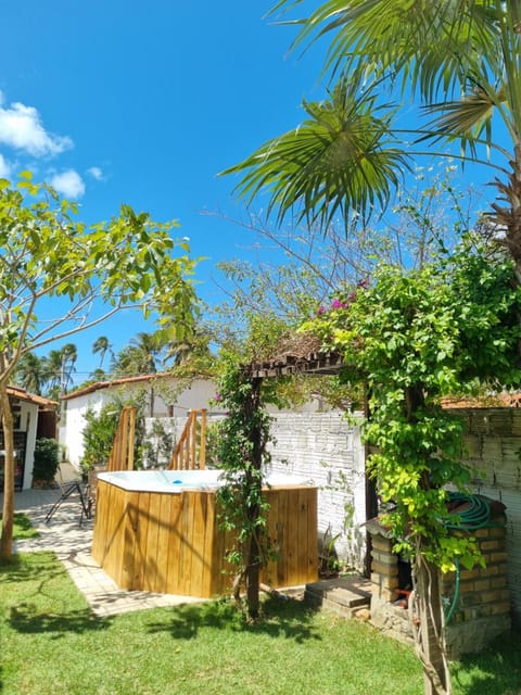Garden, Hot Tub