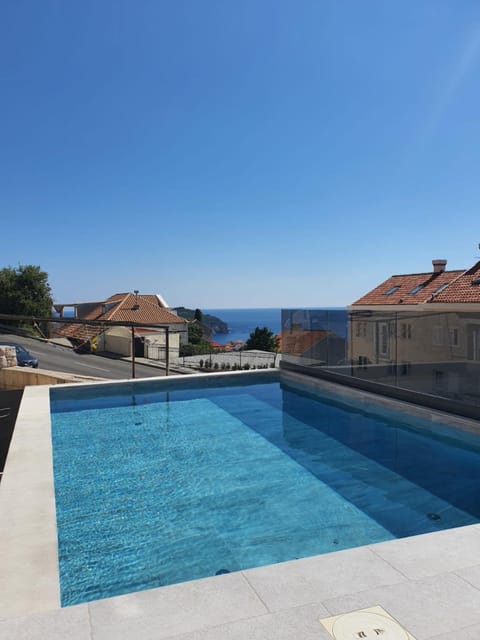 Balcony/Terrace, Pool view, Sea view, Swimming pool