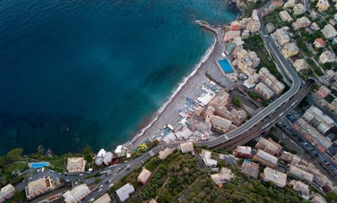 Nearby landmark, Natural landscape, Beach