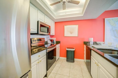 Mariner Pointe #521 House in Sanibel Island