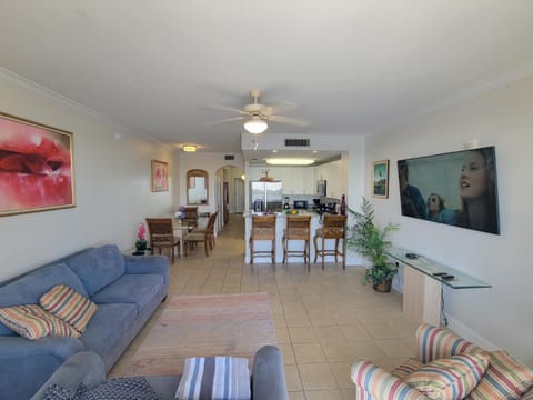 View (from property/room), Floor plan, Entertainment, hair dresser