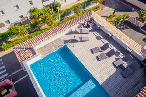 Bird's eye view, Swimming pool