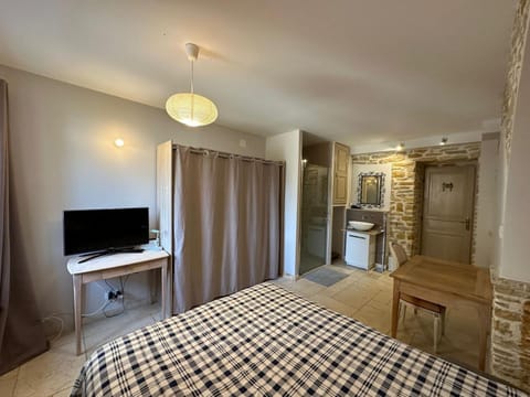 Les Lumières de Genève Bed and Breakfast in Divonne-les-Bains