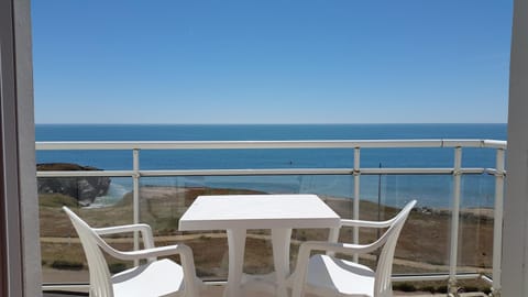 View (from property/room), Balcony/Terrace, Sea view