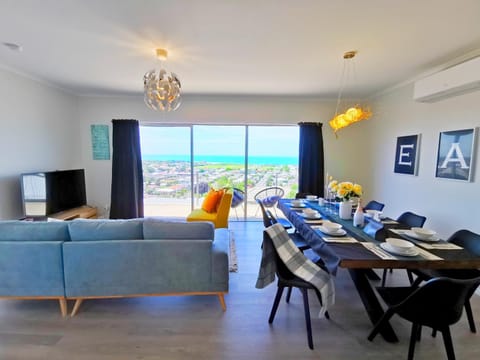 Dining area, Sea view