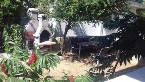 Patio, Garden, Garden view