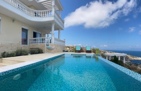 Property building, Sea view, Swimming pool, Sunrise