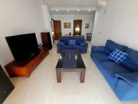 Communal lounge/ TV room, TV and multimedia