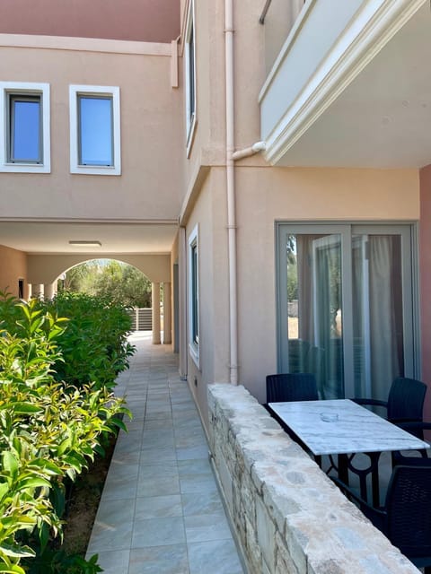 Golden Victory Apartment hotel in Agia Marina