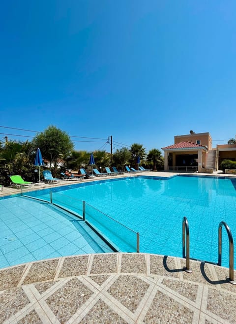 Golden Victory Apartment hotel in Agia Marina
