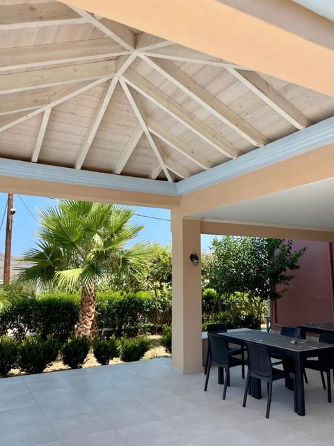 Golden Victory Apartment hotel in Agia Marina