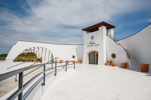 Property building, Balcony/Terrace