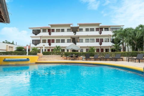 Property building, Swimming pool