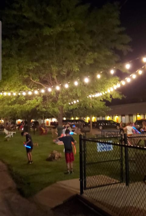 Vintage Block Inn & Suites Hotel in Okoboji