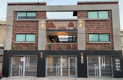 Property building, Balcony/Terrace