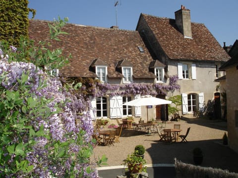 Patio, Restaurant/places to eat, Facade/entrance, Garden, Balcony/Terrace, Lounge or bar, Garden view, Meals, Buffet breakfast, Dinner