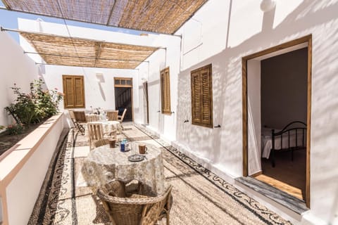 Garden, Balcony/Terrace