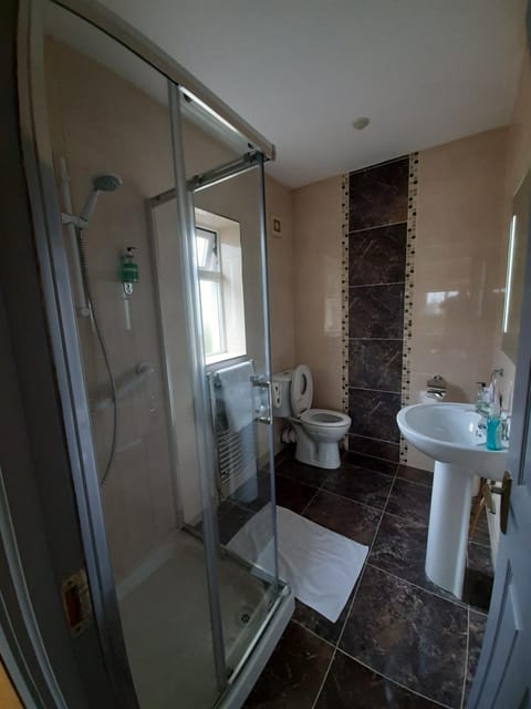 Aaron Vale B&B Bed and Breakfast in Drogheda