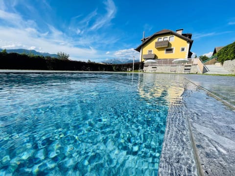 Spa and wellness centre/facilities, Swimming pool