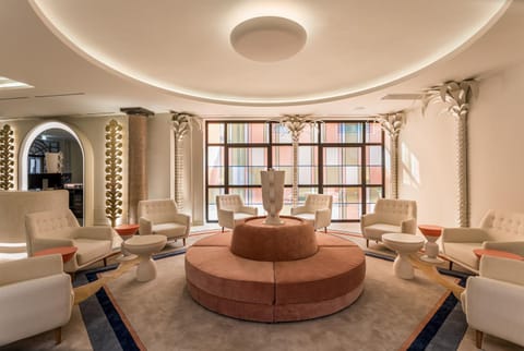 Lounge or bar