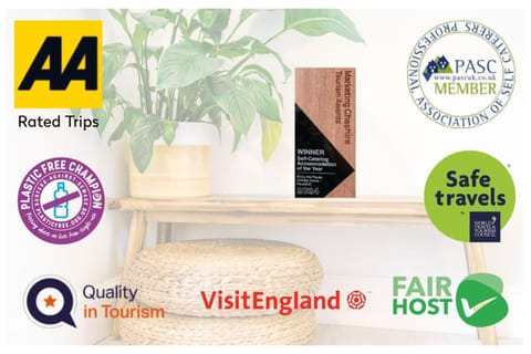 Enjoy the Pause Holiday Home, Chester House in Chester