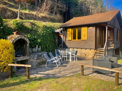 Property building, Patio, BBQ facilities, BBQ facilities, Garden, Garden, Garden view, Garden view, Parking, sunbed