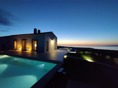 Facade/entrance, Sunset