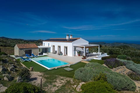 Property building, Natural landscape, Pool view, Sea view, Swimming pool, sunbed