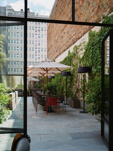 Inner courtyard view