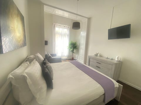 B&B Guest House Du Lac Bed and Breakfast in Montreux