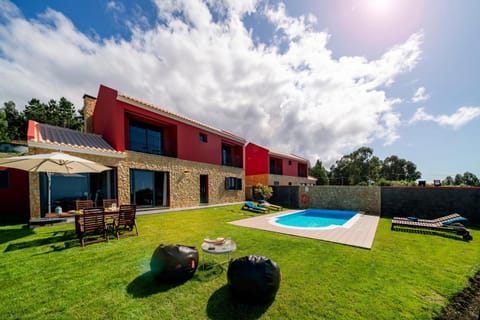 Garden, View (from property/room), Swimming pool