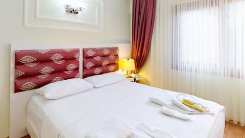 Massage, Bedroom