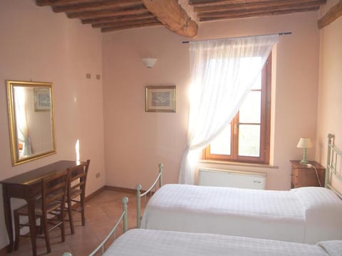 Nell'Antica Torre di Fronte a Siena Apartment in Siena