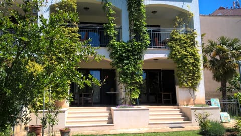 Apartments and Rooms Mofardin Bed and Breakfast in Rovinj