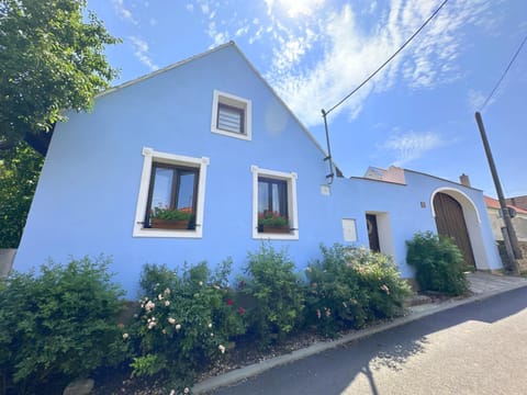 Property building, Street view
