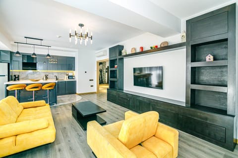 TV and multimedia, Kitchen or kitchenette, Living room, Seating area, Dining area, oven, pet friendly