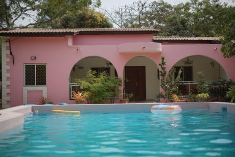 BBQ facilities, Garden, Balcony/Terrace, Decorative detail, Pool view, Swimming pool, Swimming pool