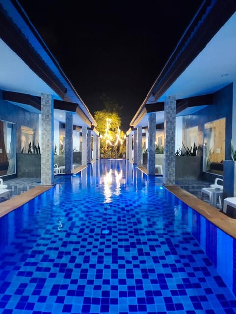 Pool view, Swimming pool