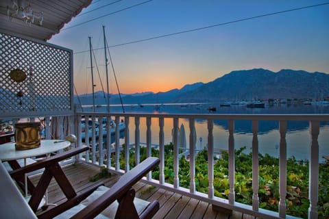 Balcony/Terrace, Sea view, Sunrise