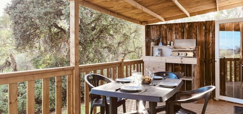 La Vetta Village Vacances Camping Campground/ 
RV Resort in Zonza