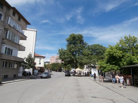 Restaurant/places to eat, Day, Neighbourhood, Spa and wellness centre/facilities, Seasons