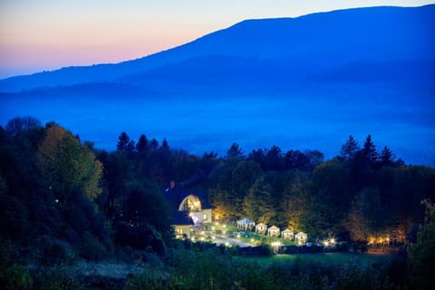 Neighbourhood, Natural landscape, Mountain view